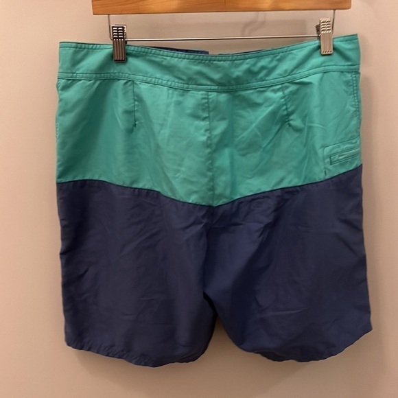 Vineyard Vines Men’s Swim Trunk Board Shorts Size 32 Bathing Suit - Picture 5 of 7